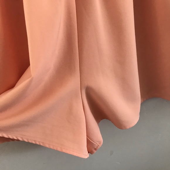 Jealous Tomato | Peach Pleated Romper | Small - Picture 7 of 8